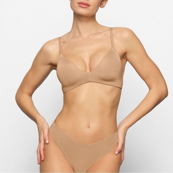 SKIMS T-SHIRT DEMI BRA OCHRE 40DDD NWT in packaging - Picture 1 of 7